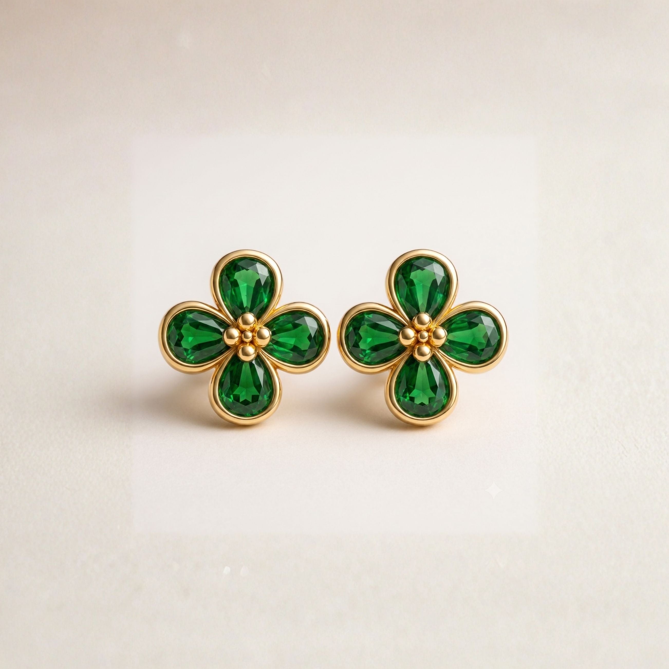 Charuvi earstuds