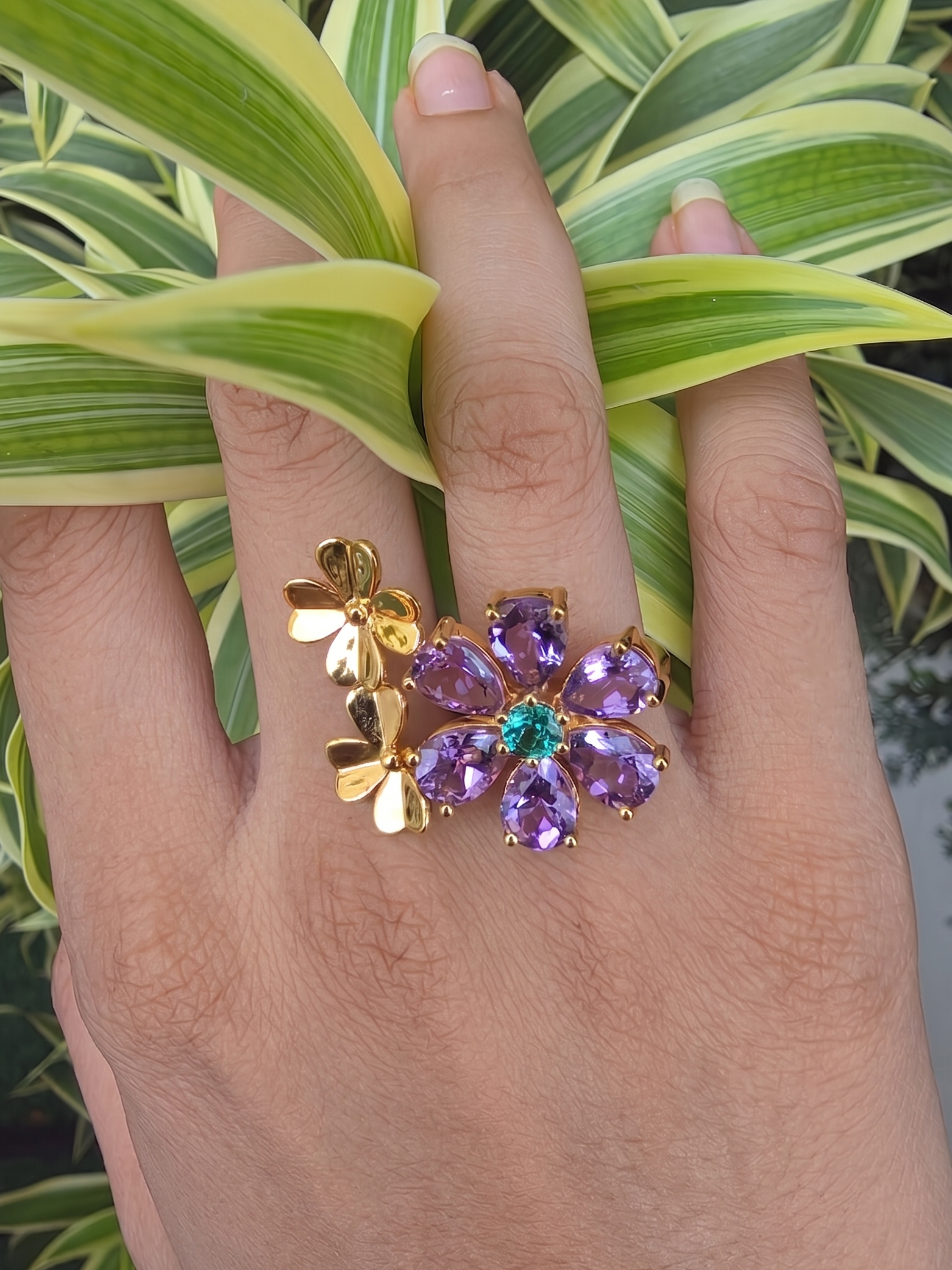 Cocktail rings