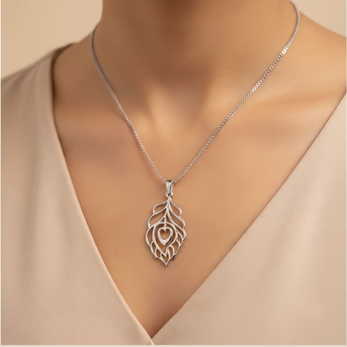 Mayura  Pendant