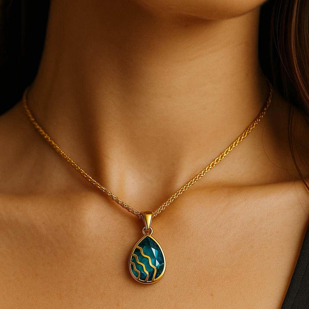 Neeraya Pendant