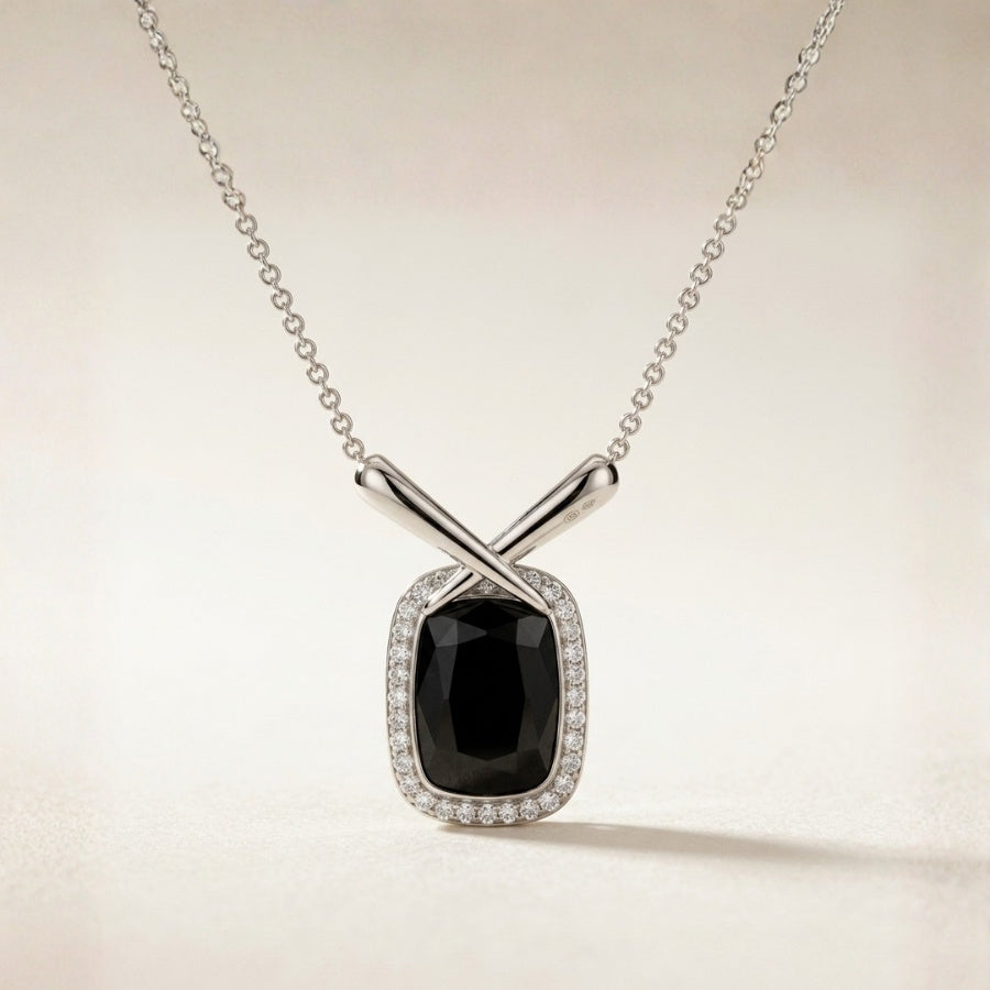 Tamas Necklet