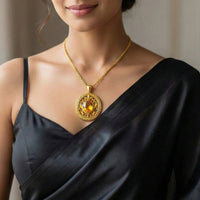 Varnika Pendant