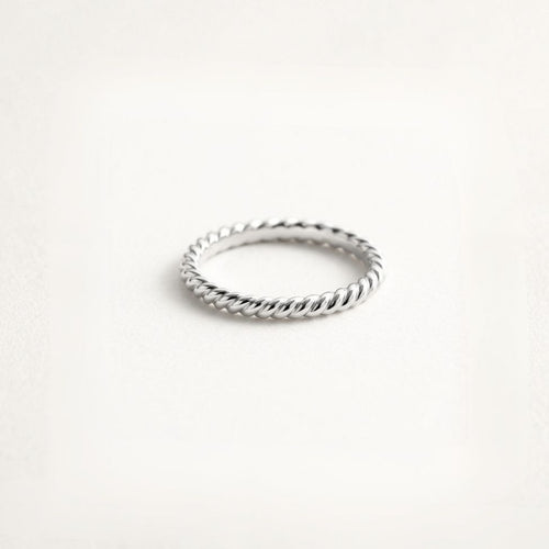 Yuvika Band Ring